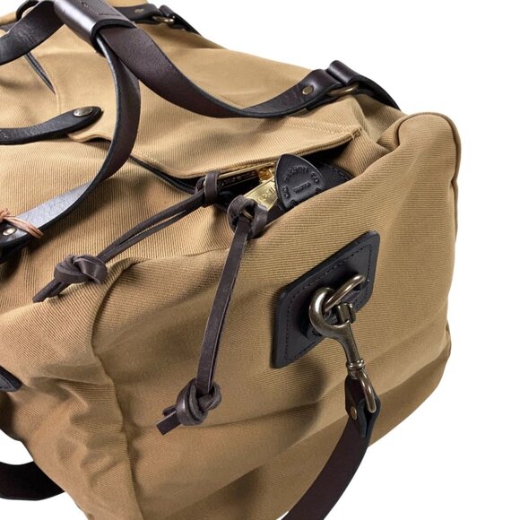 Filson Medium Rugged Twill Duffle Bag Bridle Leather Tan NWT - Picture 3 of 8